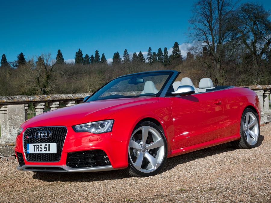  Audi RS5 Cabriolet 2013 года  (UK) (фото 10 из 16)